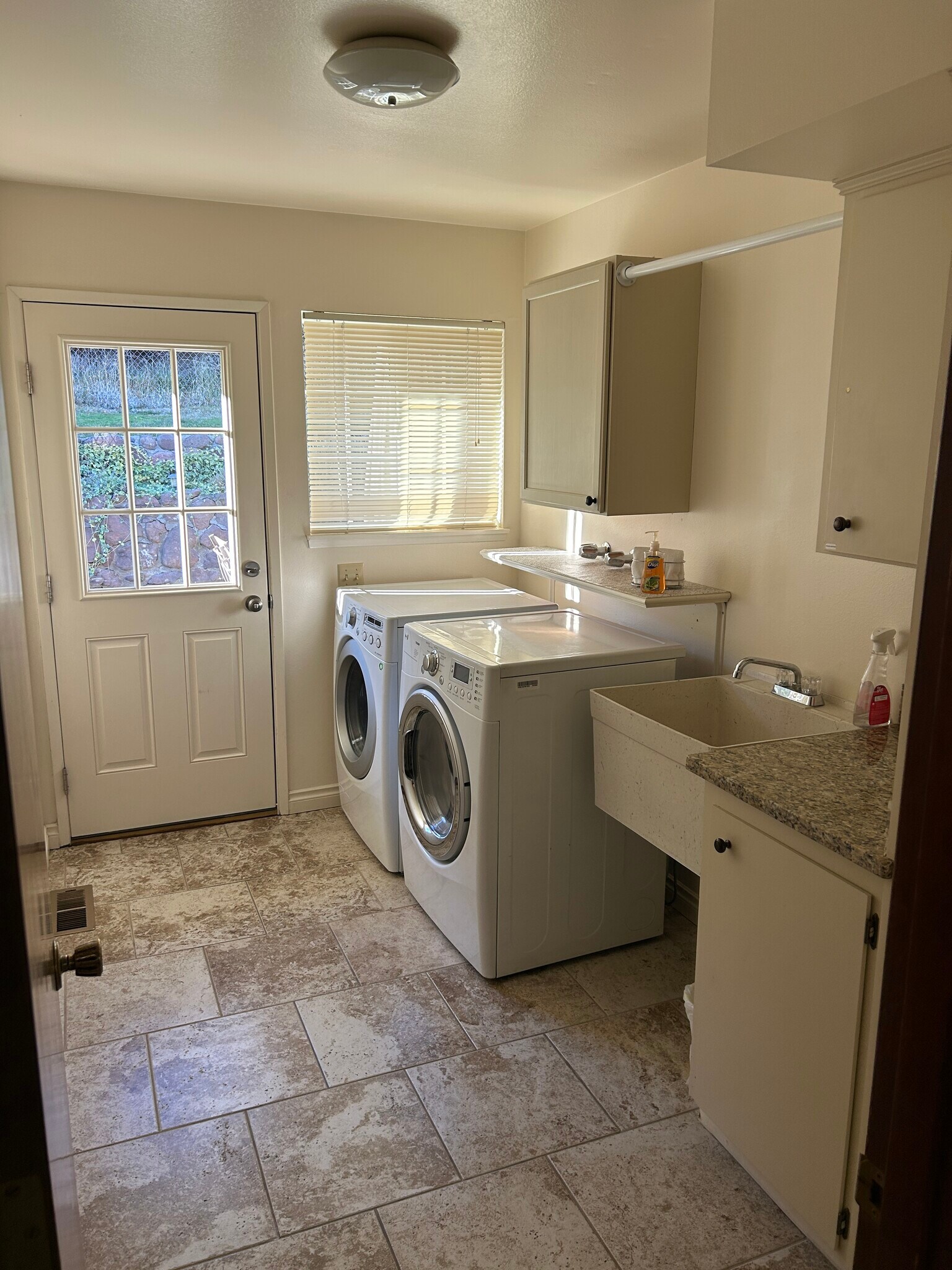 Building Photo - 808 N 51st Ave