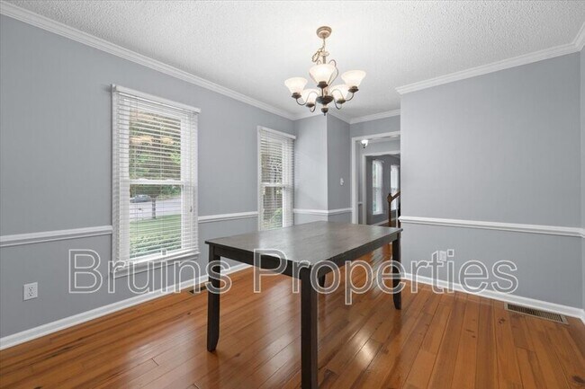 Building Photo - 4457 Eagles Nest Dr