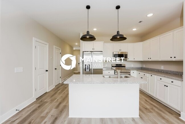Building Photo - 3 Bedroom Pet-Friendly Home in Gallatin, TN with Main Street Renewal