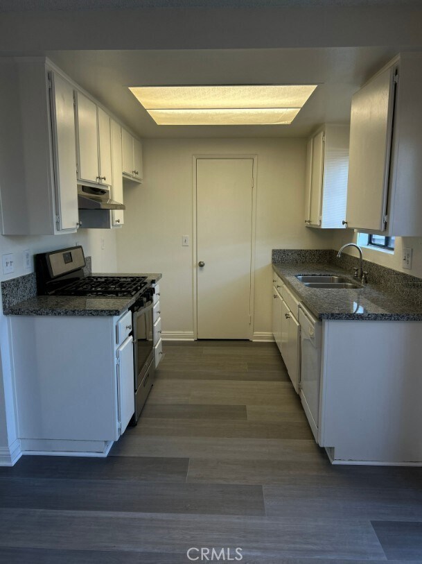 Building Photo - 3231 Triumph Ln