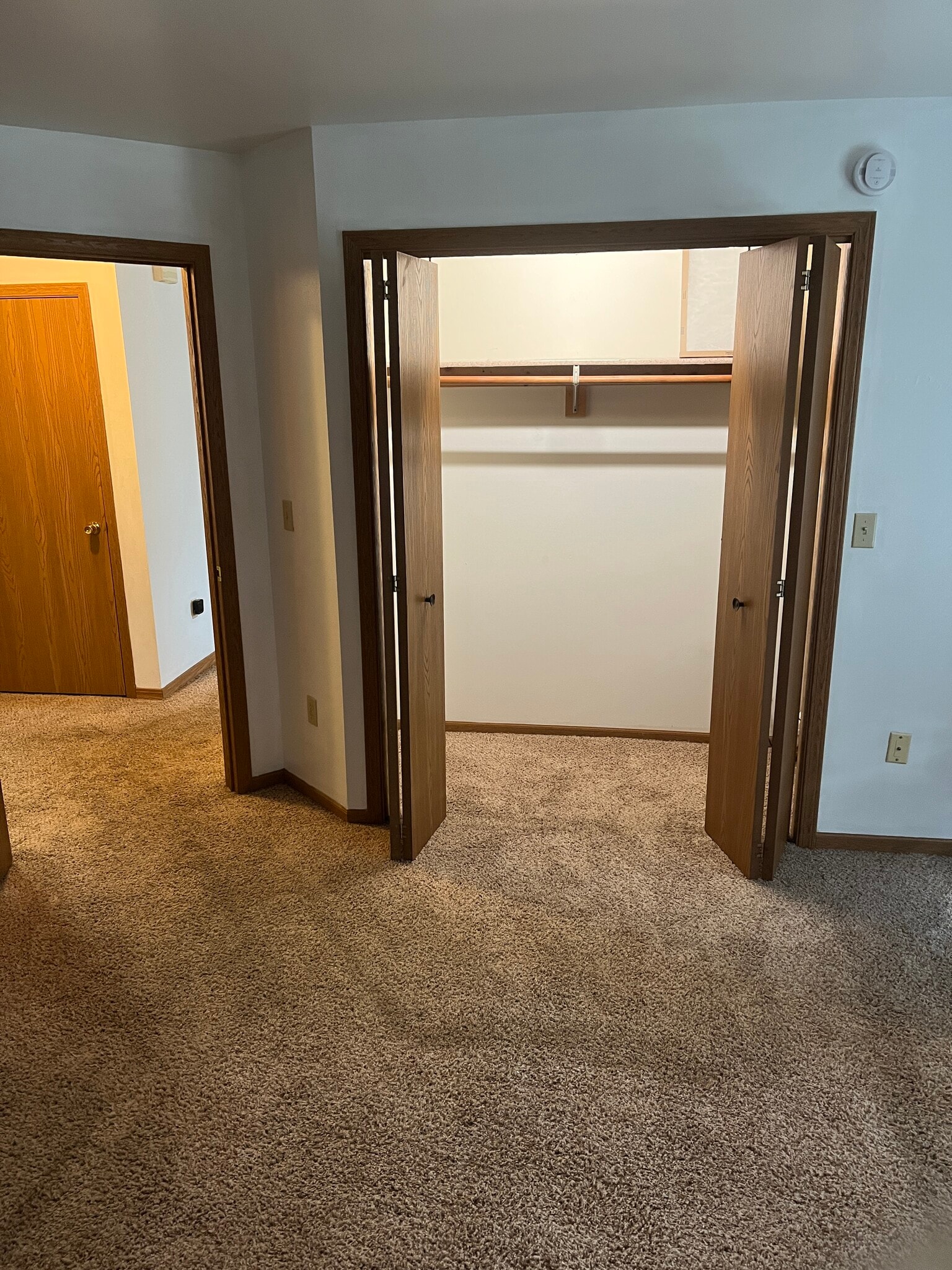 Building Photo - 521 Partridge Ct