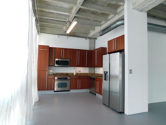 Building Photo - MIAMI LIVE WORK LOFT