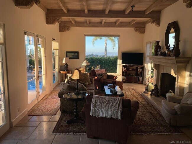 Building Photo - 6692 La Jolla Scenic S Dr