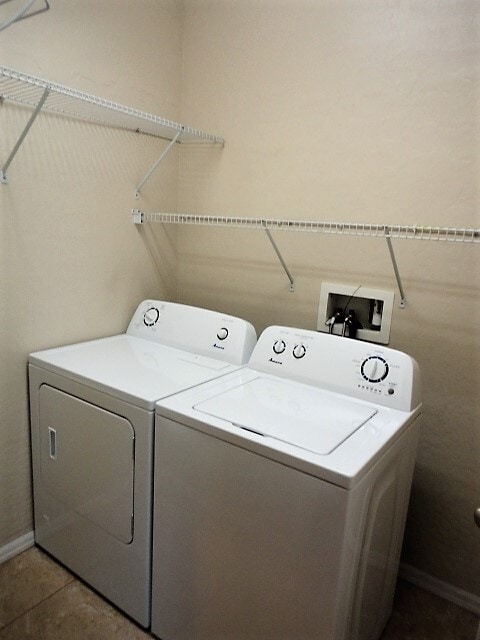 Building Photo - Great home in Aliante Community!