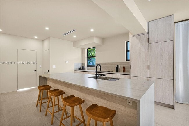 Building Photo - 4721 NW 6th Ave