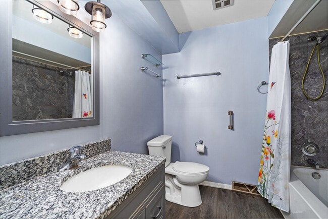 Building Photo - 12305 Derby Ln