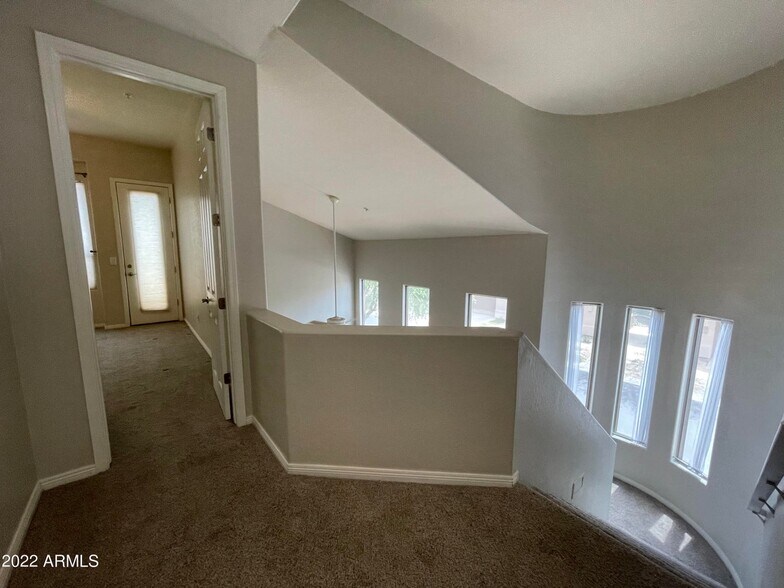 Building Photo - 16420 N Thompson Peak Pky