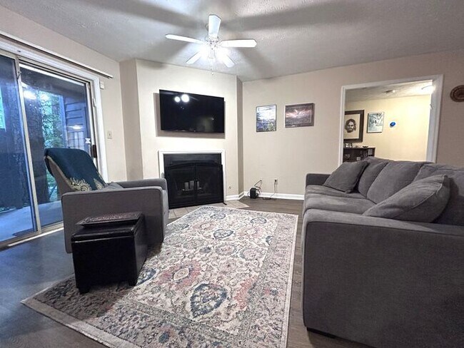 Building Photo - North Druid Hills Hidden Gem! 2 Bed - 2 Bath Near Emory, Available Late July!