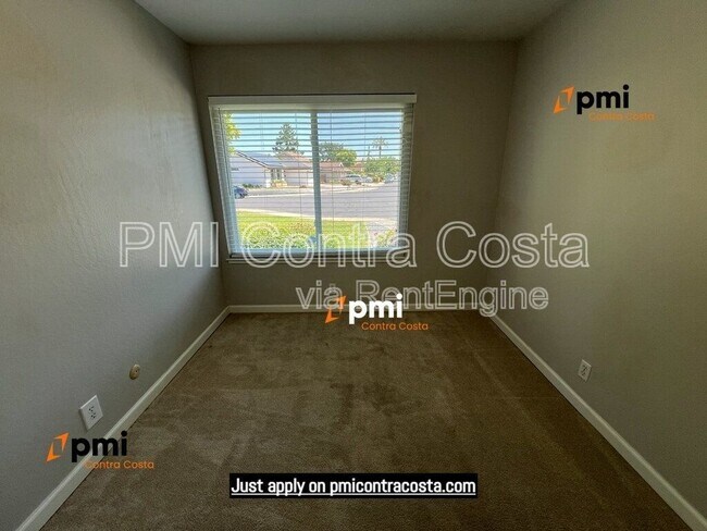 Building Photo - 2690 Waltrip Ln