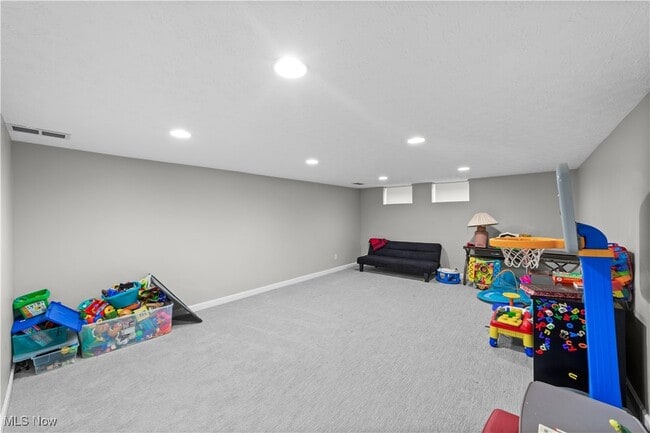 Building Photo - 26460 Hendon Rd