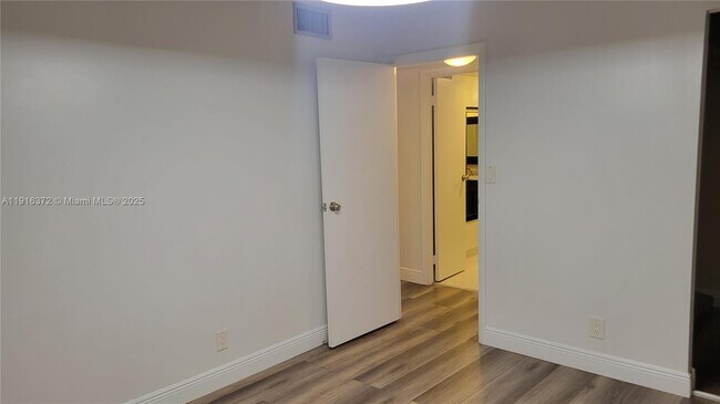 Building Photo - 3841 Environ Blvd