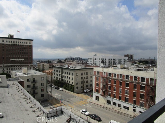 Building Photo - 1234 Wilshire Blvd