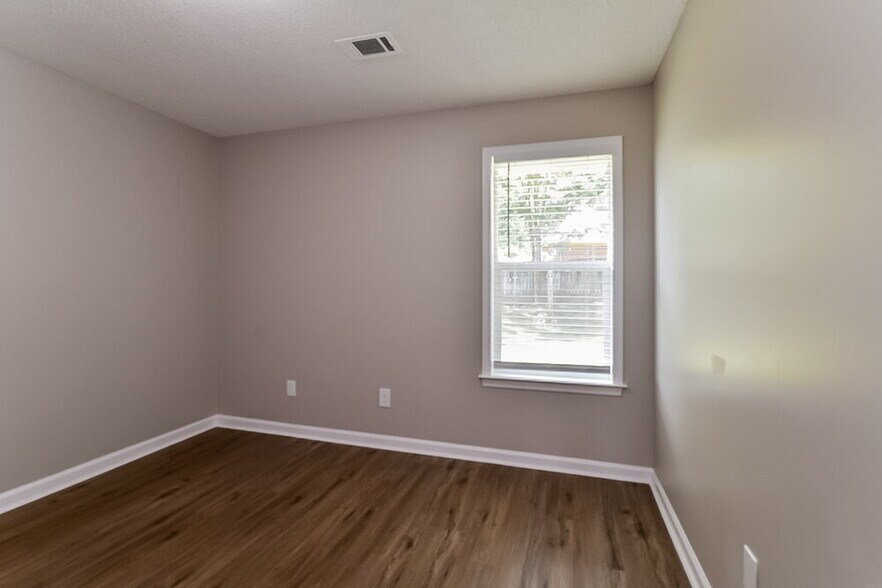 Building Photo - 1937 Pecan Meadows Dr