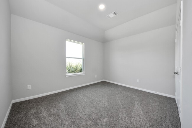 Building Photo - 288 Buckskin Dr