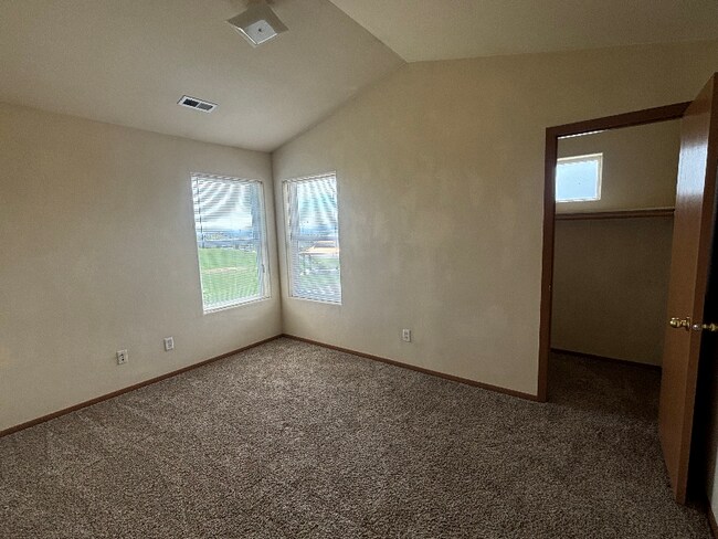 Building Photo - 6005 Chapel Hill Blvd