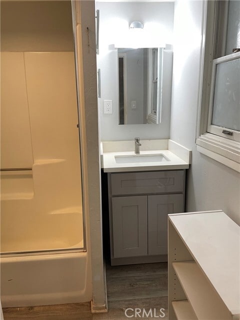 Building Photo - 1543 W Orange Grove Ave