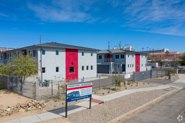 Building Photo - The Graymont