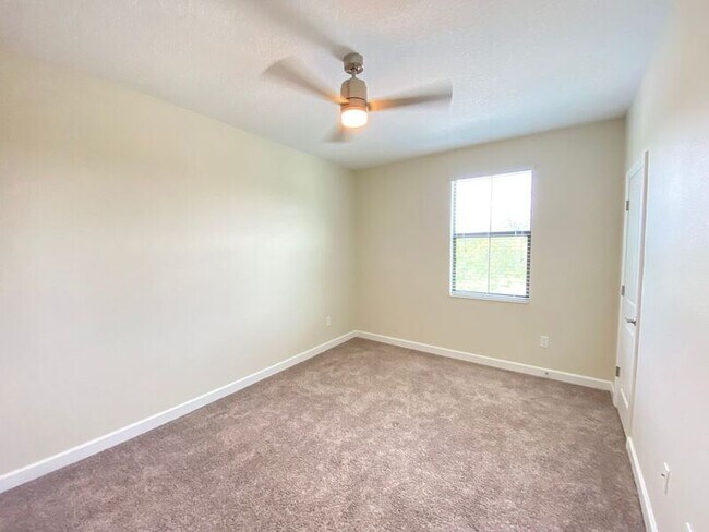 Building Photo - 11324 Whistling Pne Wy