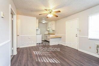 Building Photo - 4368 Ogburn Ave