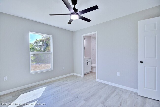 Building Photo - 275 Cumquat Rd NW