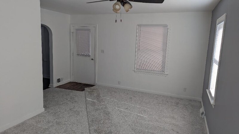 Building Photo - 2223 Taft St