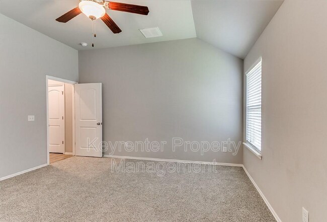 Building Photo - 15316 Hill Branch Rd