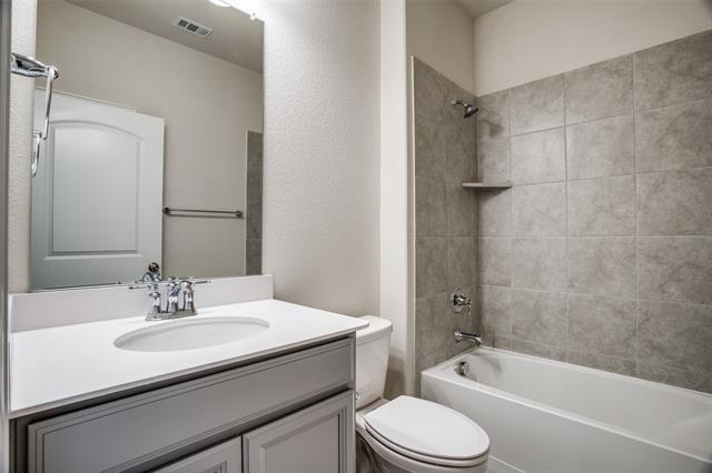 Building Photo - 1237 Sharp St