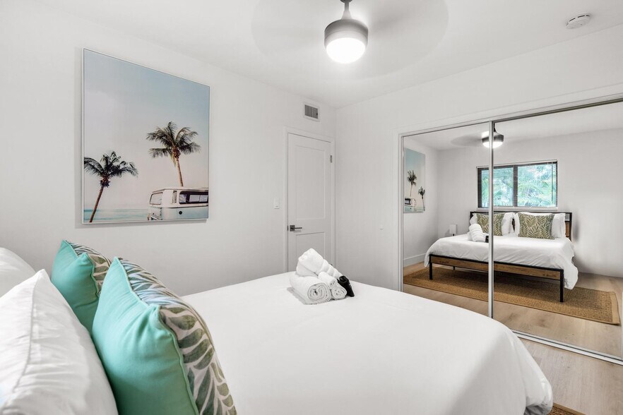 Building Photo - 1634 SW 4th Ave