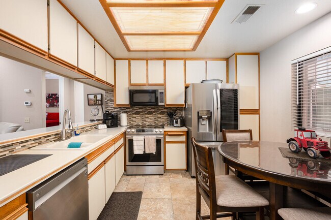 Building Photo - 28914 Desert Princess Dr