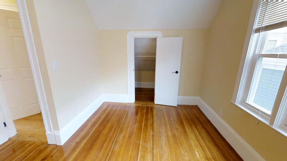 Building Photo - 54 Lowell St