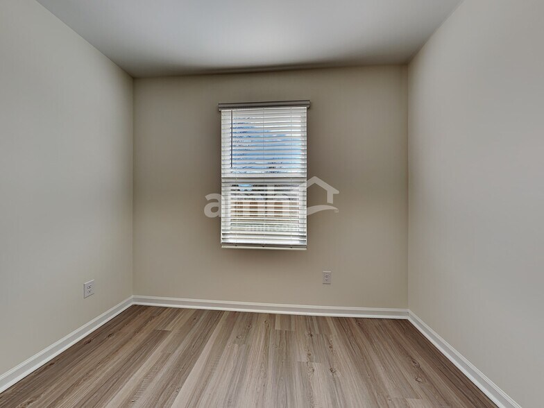 Building Photo - 1316 John Swann St