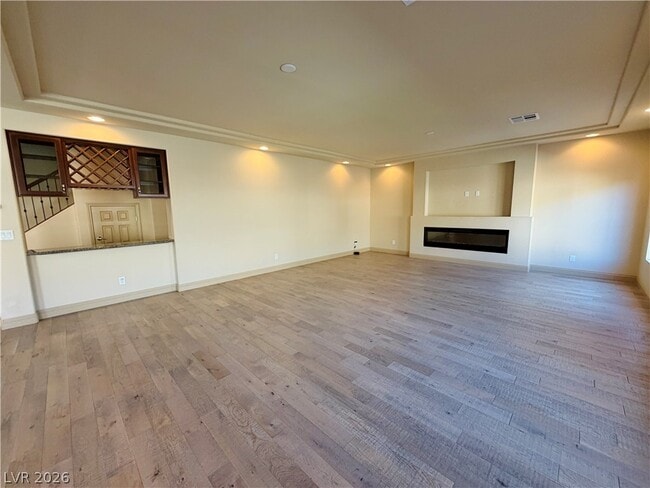 Building Photo - 9842 S Russian Hill St