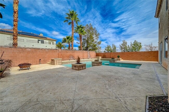 Building Photo - 9462 Castillana Ct