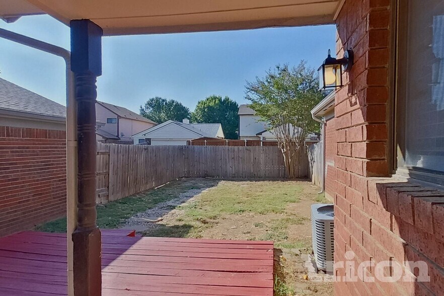 Building Photo - 161 Hunter Dr