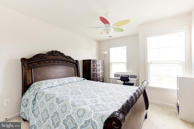 Building Photo - 24690 Capecastle Terrace