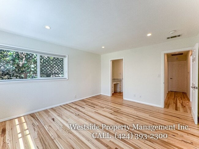 Building Photo - 846 Stanford St