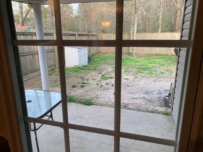 Building Photo - 17618 Avalon Terrace