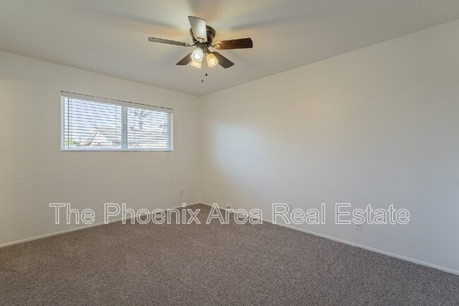 Building Photo - 8532 E Chaparral Rd