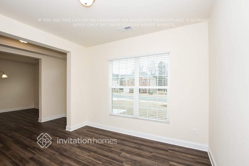 Building Photo - 139 Sassafras Rd