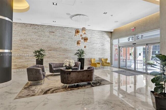 Building Photo - 1250 S Miami Ave