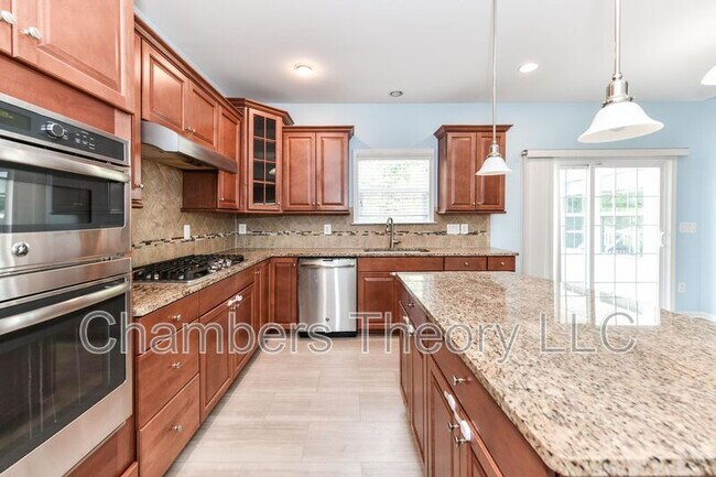 Building Photo - 21026 Potomac Trail Cir