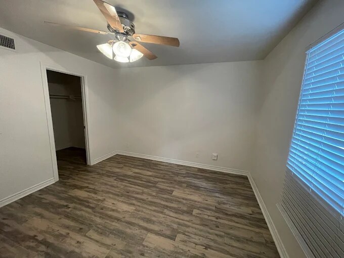 Building Photo - 1929 Avenida Del Mexico