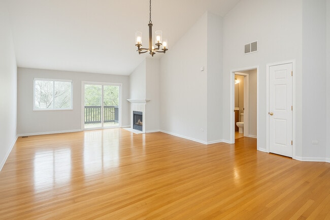 Building Photo - 3159 Saganashkee Ln