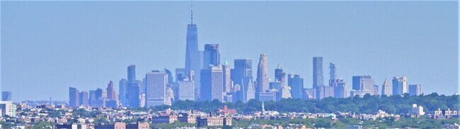 Building Photo - 601 Surf Ave