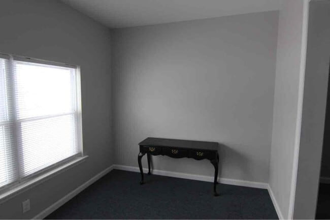 Building Photo - 219 W Chester Pike