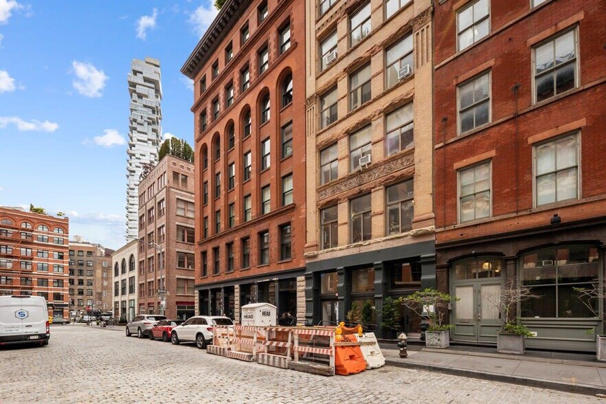 Building Photo - 11 Harrison St