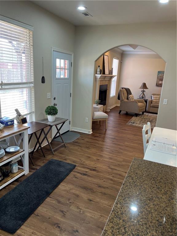 Building Photo - 2584 N Shadow Crest Dr