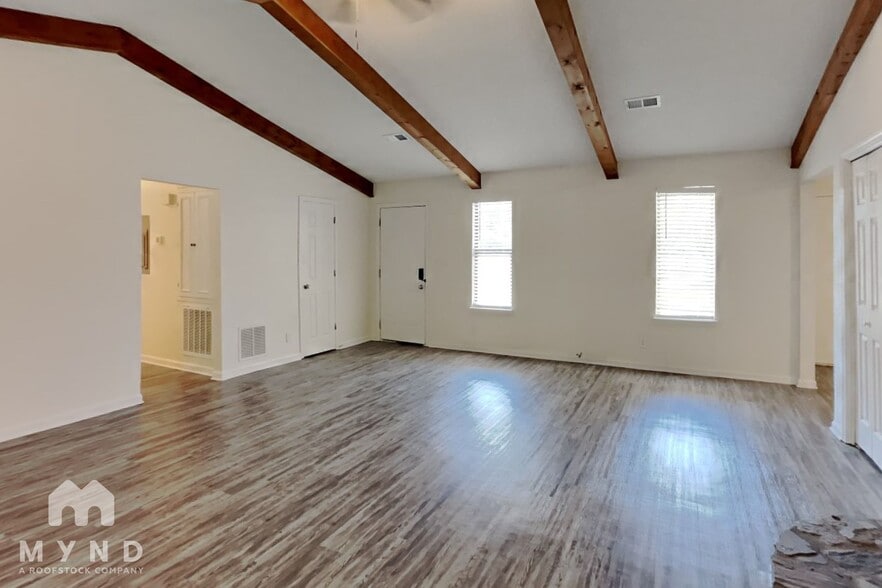 Building Photo - 7225 Little Fawn Pkwy