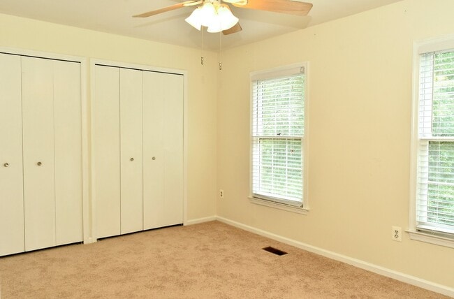 Building Photo - 3838 Angelton Ct