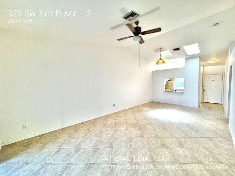Building Photo - 320 SW 3rd Pl